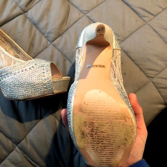 De Blossom Collection Heels (5 in.) - Picture 3 of 8